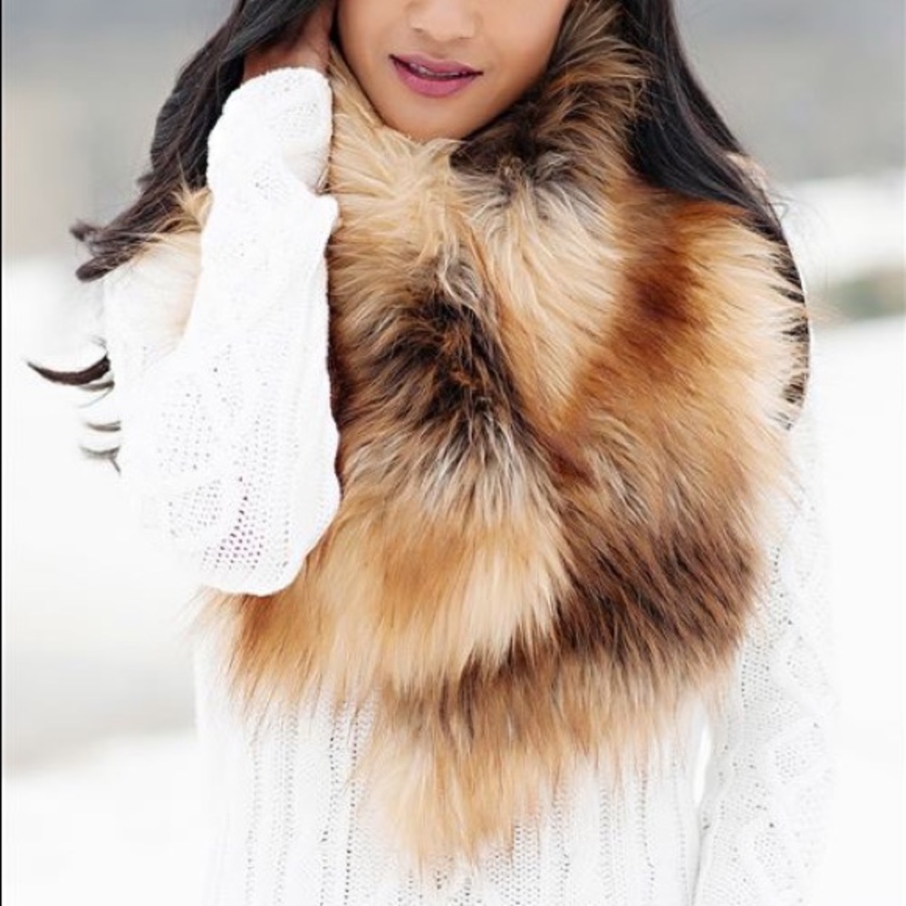 Red Faux Fox Clip Scarf